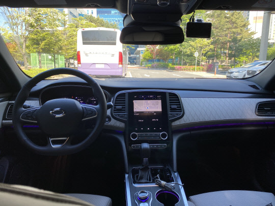 르노삼성자동차 SM6 1열. <이상현 기자>